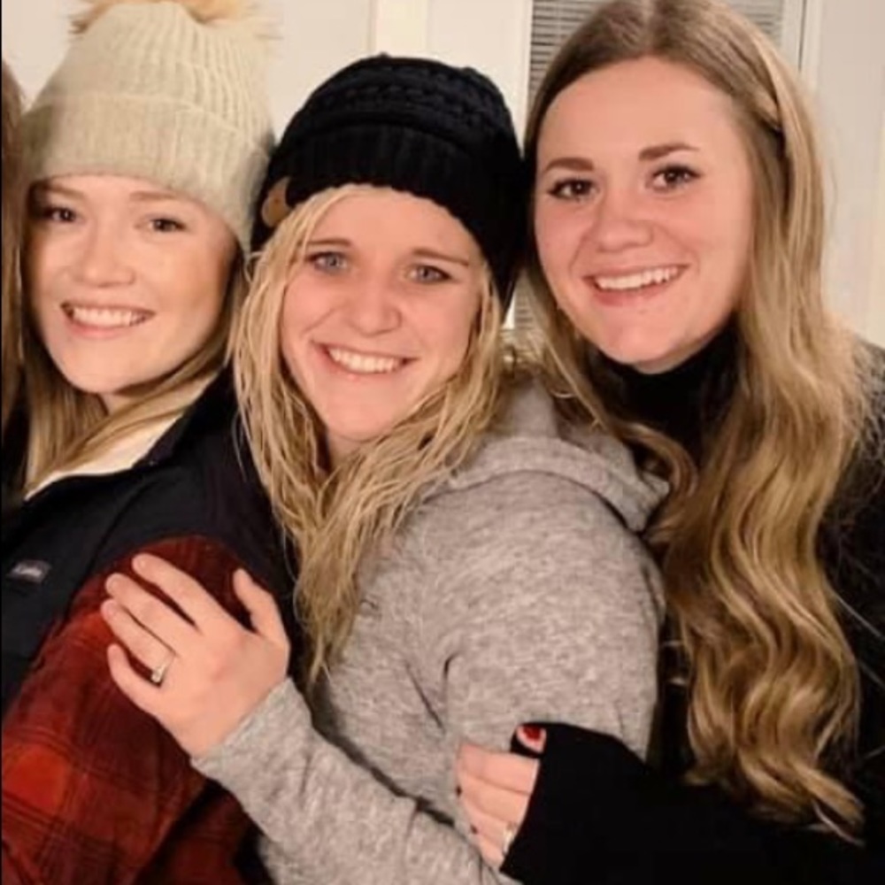 Meet your Posher, Abby